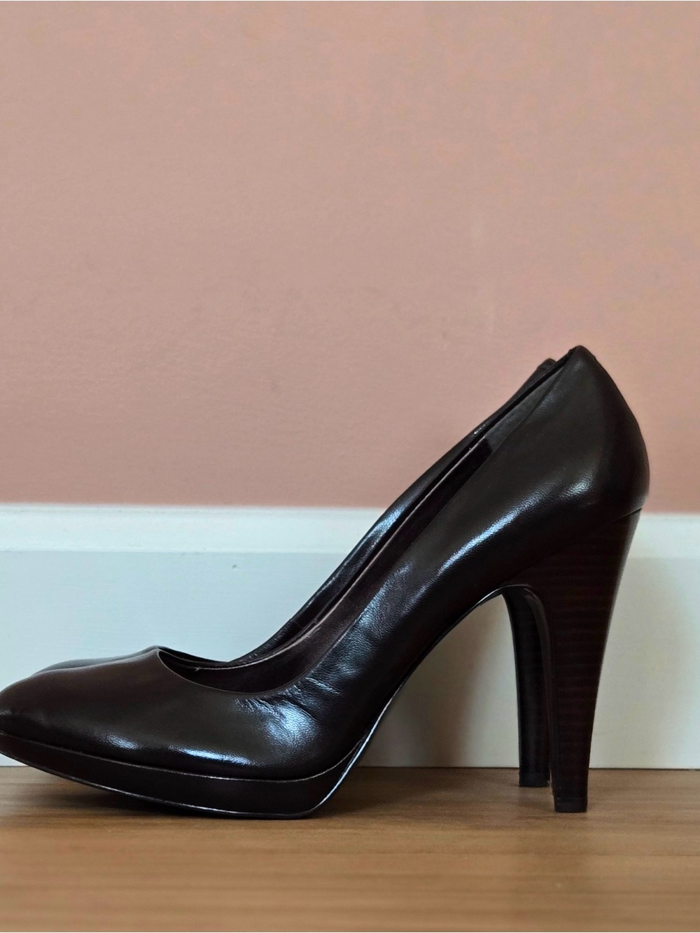 nine west | novitao platform pump | almond toe | high heel | brown | us 9.5